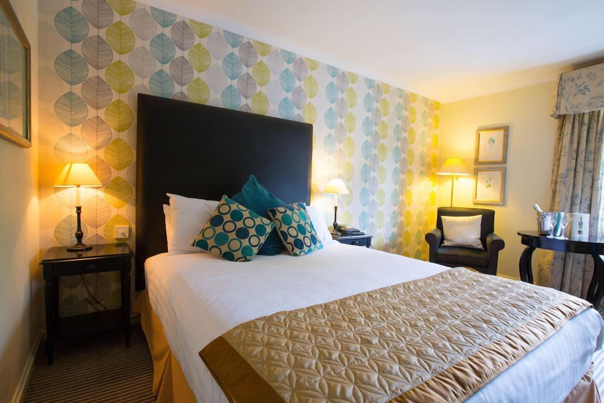 Kingston Lodge Hotel Kingston upon Thames  Eksteriør billede