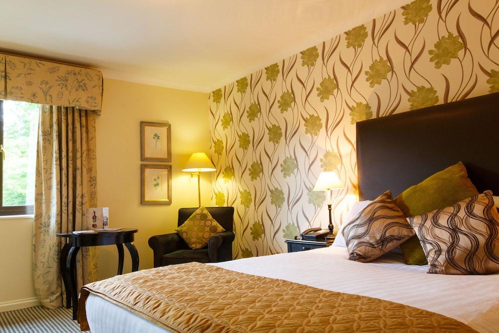 Kingston Lodge Hotel Kingston upon Thames  Eksteriør billede