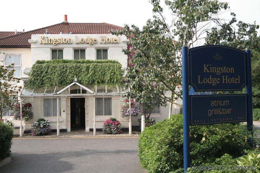 Kingston Lodge Hotel Kingston upon Thames  Eksteriør billede